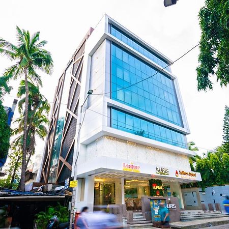 Hotel Auris & Banquets, Mumbai International Airport Екстер'єр фото
